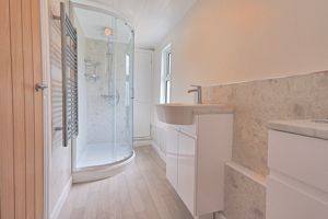 Photo 15- click for photo gallery